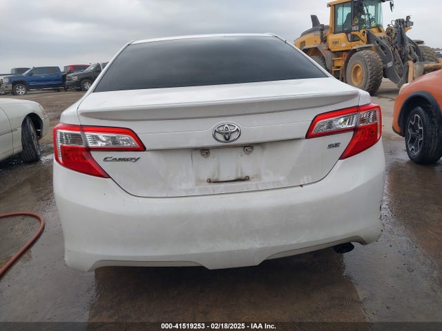 4T1BF1FK0EU343490 Toyota 2ar-fe