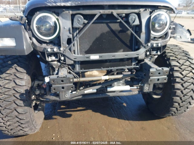 1C4HJXDG2KW612913 Jeep Wrangler Unlimited Sport S 4x4