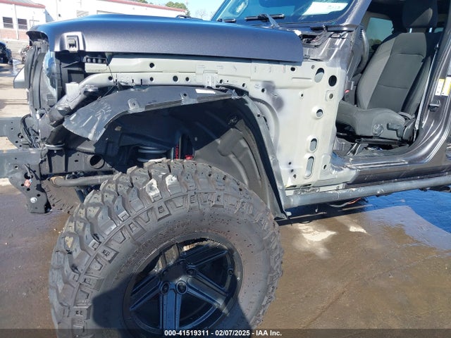 1C4HJXDG2KW612913 Jeep Wrangler Unlimited Sport S 4x4