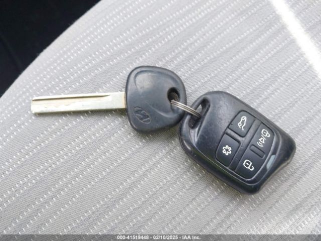 KMHCT4AE8FU904052 Hyundai ACCENT GLS