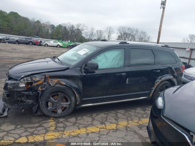 3C4PDCGGXKT717700 Dodge Journey Crossroad