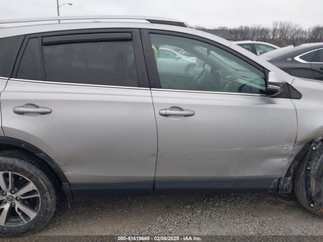 2T3RFREV1JW842728 Toyota Rav4 Adventure/xle