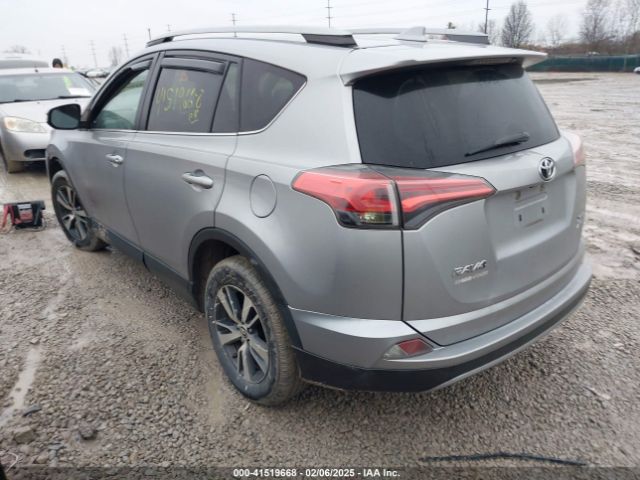 2T3RFREV1JW842728 Toyota Rav4 Adventure/xle