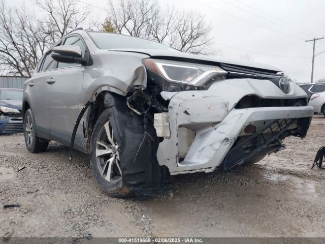 2T3RFREV1JW842728 Toyota Rav4 Adventure/xle