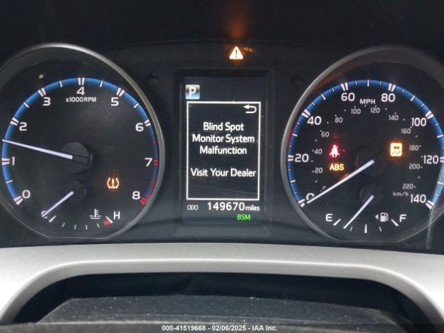 2T3RFREV1JW842728 Toyota Rav4 Adventure/xle
