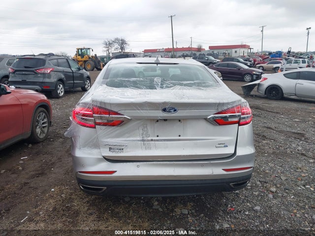 Ford FUSION SE 2019 3FA6P0T99KR236736 Image 16