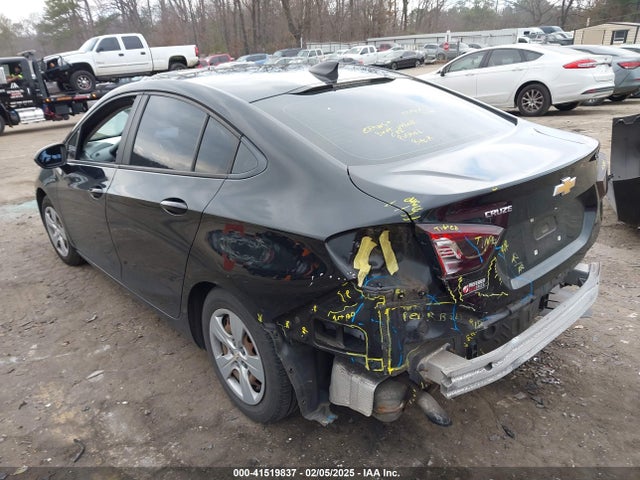 1G1BC5SM7J7136379 Chevrolet Cruze Ls Auto