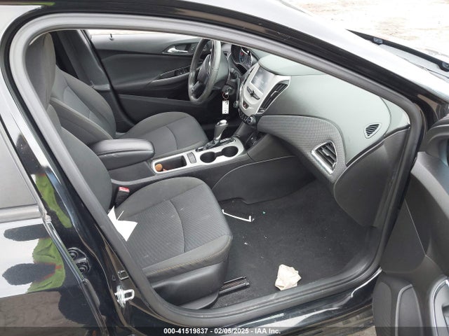 1G1BC5SM7J7136379 Chevrolet Cruze Ls Auto
