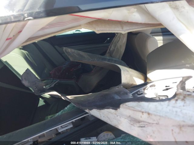 1HGCV3F96LA011087 Honda Accord Hybrid Touring