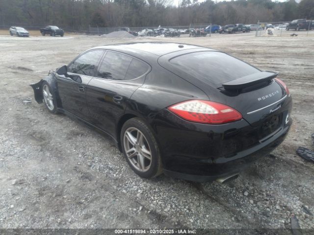2011 PORSCHE PANAMERA WP0AA2A72BL012208 Photo 2