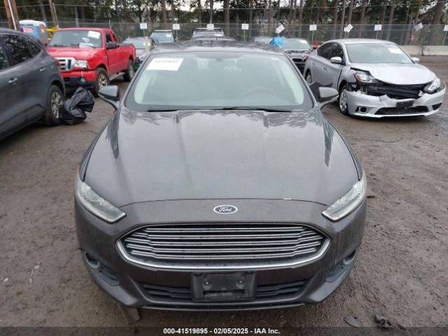 3FA6P0H9XGR283001 Ford FUSION SE