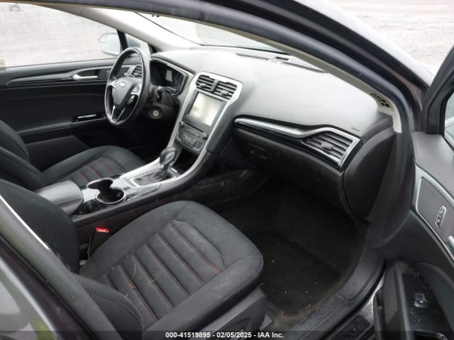 3FA6P0H9XGR283001 Ford FUSION SE