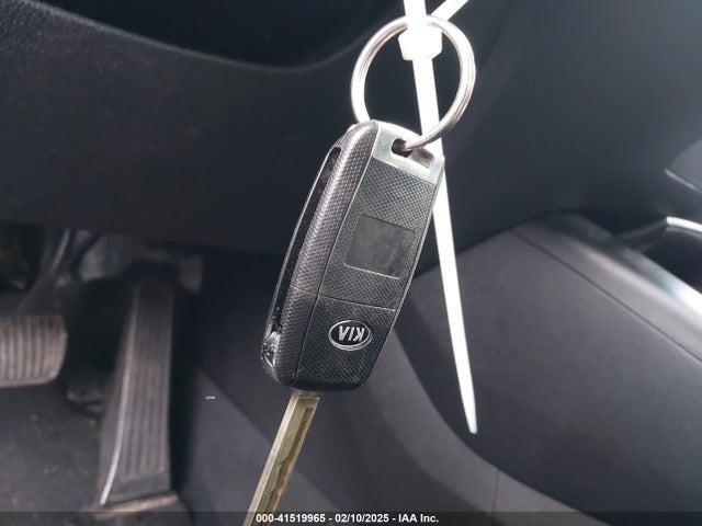 5XYPGDA53KG482987 KIA Sorento 3.3l Lx
