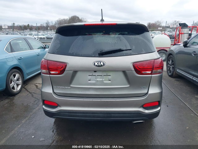 5XYPGDA53KG482987 KIA Sorento 3.3l Lx