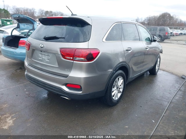 5XYPGDA53KG482987 KIA Sorento 3.3l Lx
