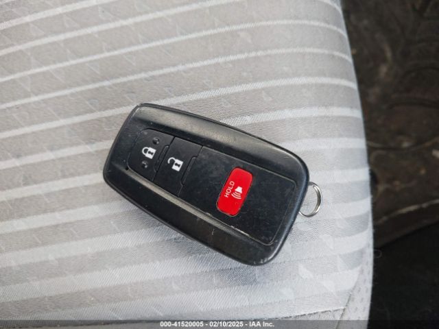JTDKBRFU4G3017233 Toyota Prius Two