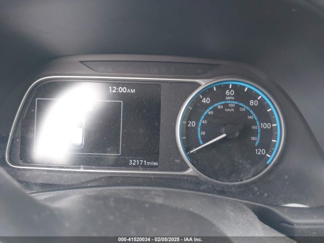 1N4AZ1BV3NC554735 Nissan Leaf S 40 Kwh