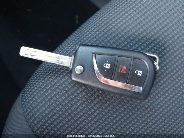 JTMLWRFV9ND563955 Toyota Rav4 Hybrid Le