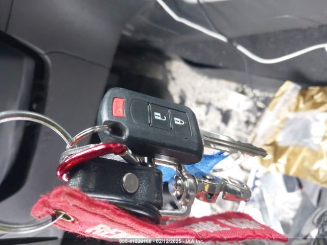 JA4AZ2A36HZ015375 Mitsubishi Outlander Es