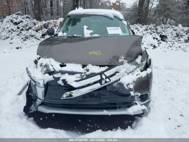 JA4AZ2A36HZ015375 Mitsubishi Outlander Es