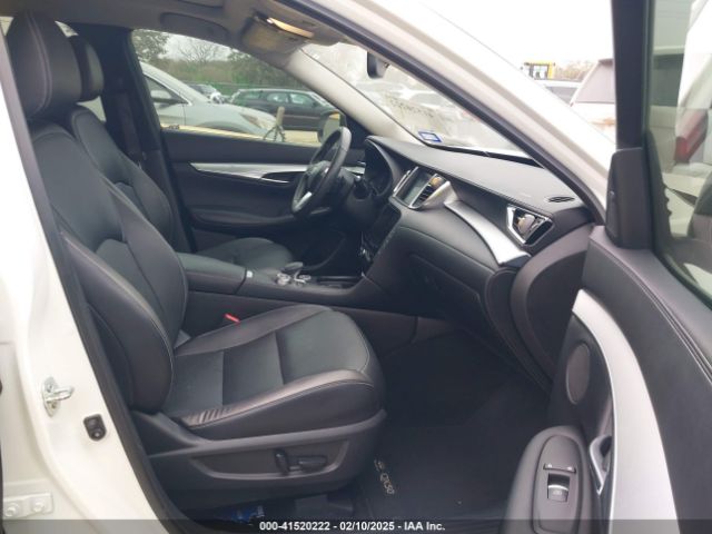 3PCAJ5CA0MF102828 Infiniti Qx50 Essential