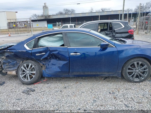 1N4AL3AP9JC277082 Nissan Altima 2.5 Sr