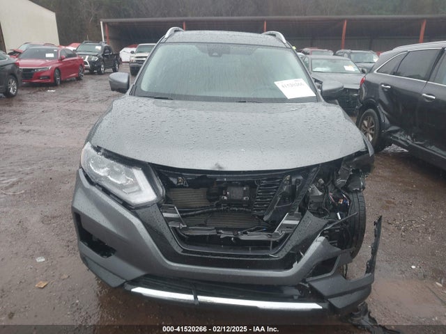 JN8AT2MT1HW380832 Nissan Rogue Sl