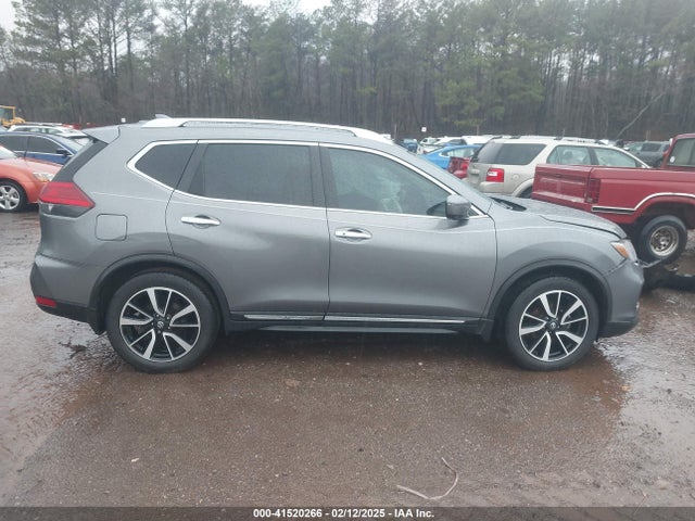 JN8AT2MT1HW380832 Nissan Rogue Sl