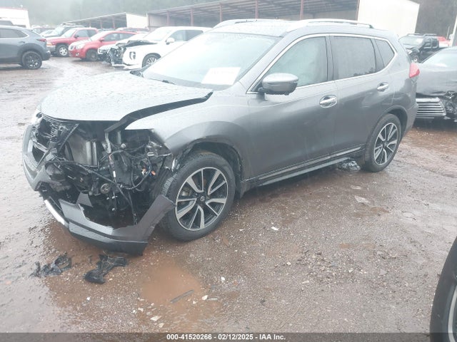 JN8AT2MT1HW380832 Nissan Rogue Sl