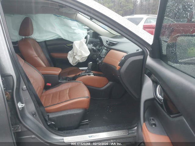 JN8AT2MT1HW380832 Nissan Rogue Sl