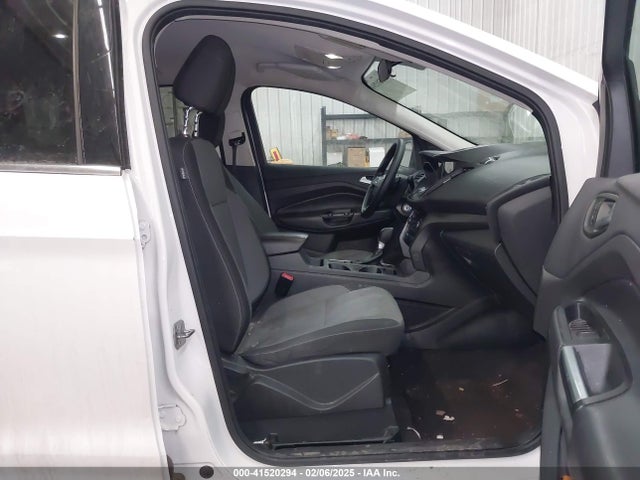 1FMCU0GD1HUE36513 Ford ESCAPE SE
