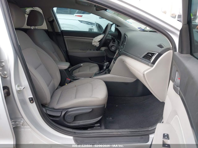 KMHD84LF8JU620795 Hyundai ELANTRA SEL