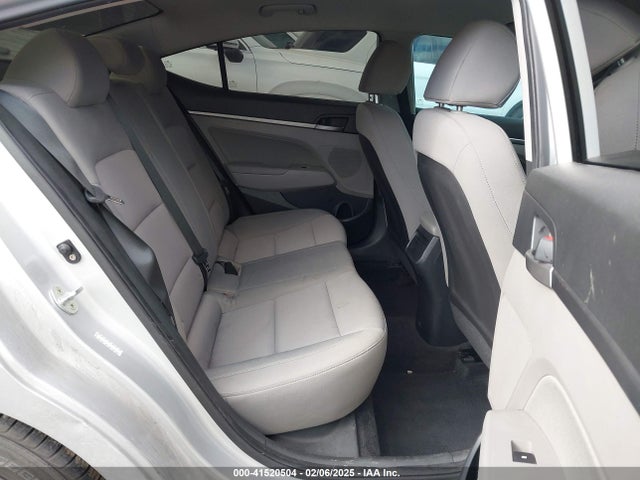 KMHD84LF8JU620795 Hyundai ELANTRA SEL