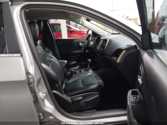 1C4PJMDB7GW283017 Jeep Cherokee Limited