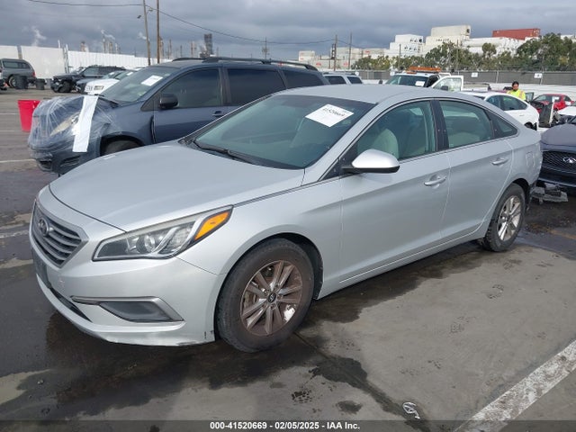 Hyundai SONATA SE 2016 5NPE24AF4GH331221 Image 2