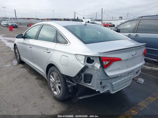 Hyundai SONATA SE 2016 5NPE24AF4GH331221 Image 3