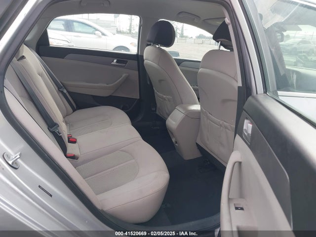 Hyundai SONATA SE 2016 5NPE24AF4GH331221 Image 8