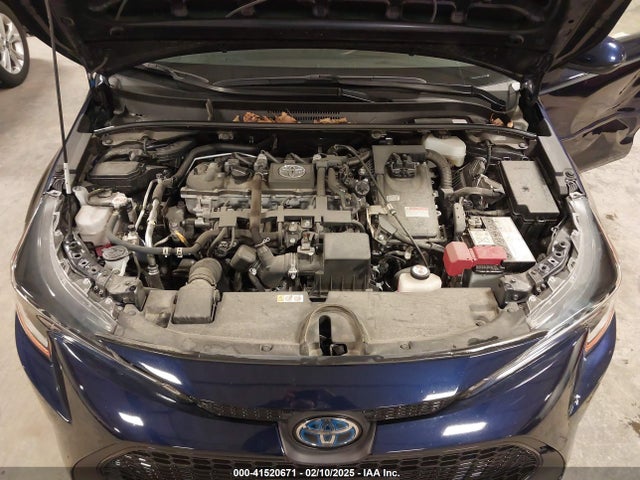 Toyota Corolla Hybrid Le 2021 JTDEAMDE9MJ009196 Image 10