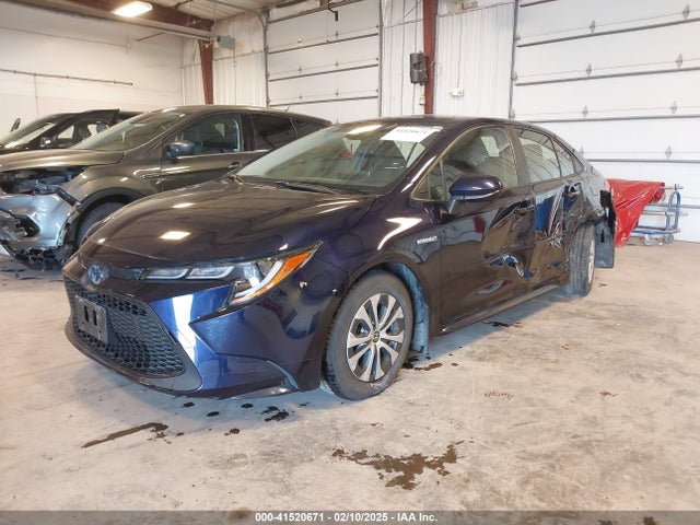 Toyota Corolla Hybrid Le 2021 JTDEAMDE9MJ009196 Image 2
