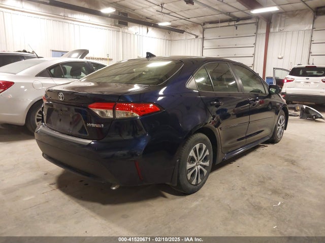 Toyota Corolla Hybrid Le 2021 JTDEAMDE9MJ009196 Image 4