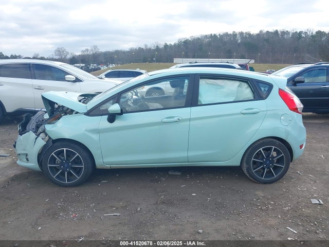 Ford FIESTA SE 2018 3FADP4EJ3JM103827 Image 15