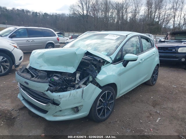 Ford FIESTA SE 2018 3FADP4EJ3JM103827 Image 2