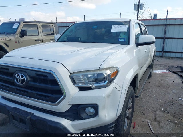 5TFAZ5CN8HX043633 Toyota Tacoma Sr5 V6