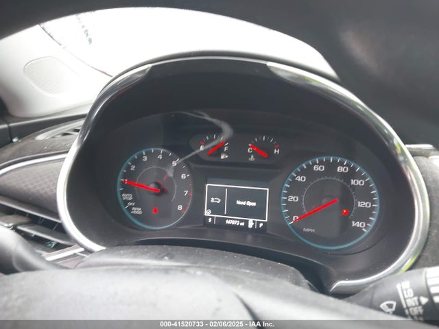 1G1ZD5ST9JF138191 Chevrolet MALIBU LT