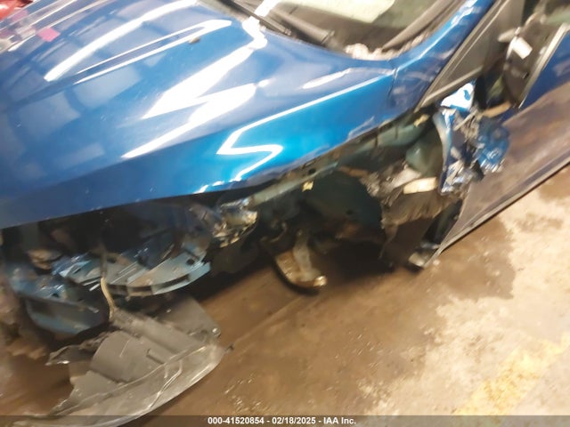 1FADP3K26JL208094 Ford FOCUS SE