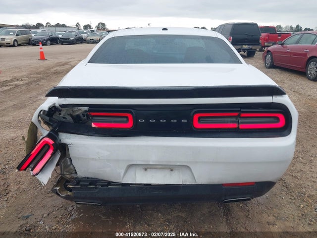 Продаж на аукціоні авто 2015 Dodge Challenger Sxt, vin: 2C3CDZAG4FH811097, номер лоту: 41520873