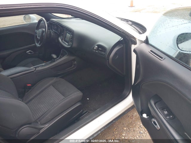 Продаж на аукціоні авто 2015 Dodge Challenger Sxt, vin: 2C3CDZAG4FH811097, номер лоту: 41520873