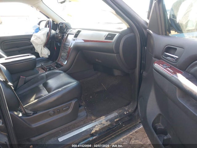 2012 CADILLAC ESCALADE EXT 3GYT4NEF1CG294207 Photo 4