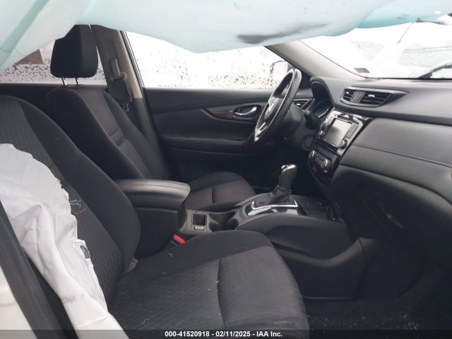 JN8AT2MV4KW372460 Nissan ROGUE SV