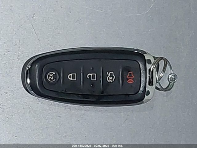 1FADP5CU7GL113905 Ford C-max Energi Sel